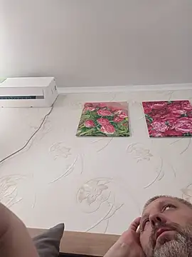 Greta_Tamar webcam