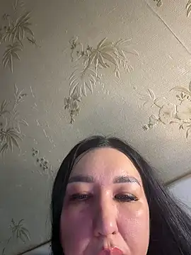 Naughtbaby_2025 webcam