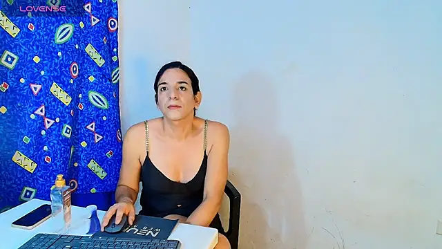 Oh_Tique webcam
