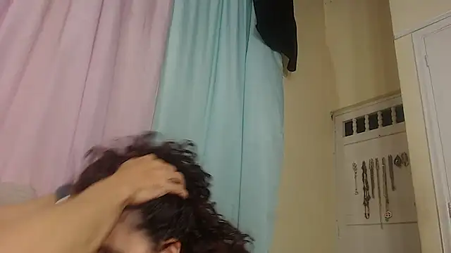 donatelahotcouple (G mature) - cum in mouth