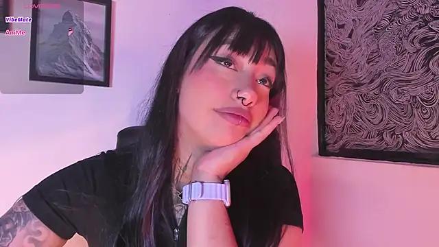 Akari1_Mischief webcam