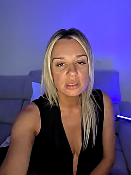 SpicyVicky's live cam