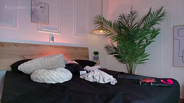 Mariee_rosee webcam