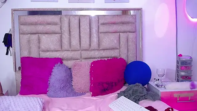 Bombom_Lux webcam