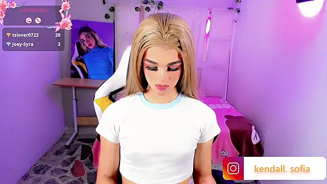 Sophiaa_doll_ webcam