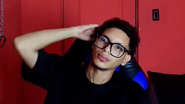 kai_storm77 live sex cam
