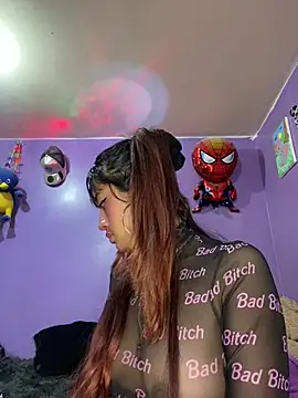 leyla_collinss_ (F teen) - body tour