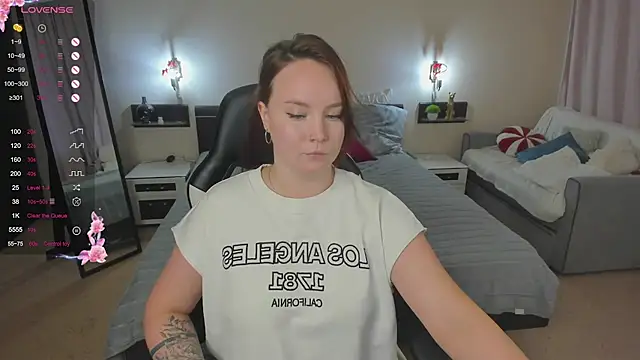 Fire_Emily_ webcam