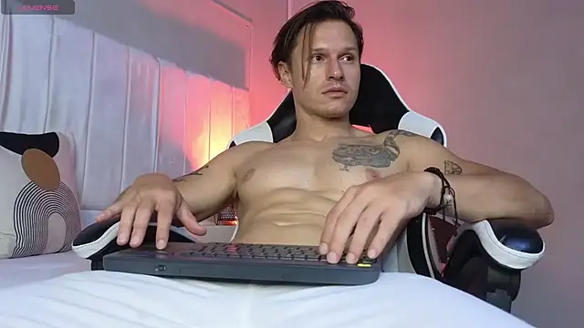Justin_valverde webcam