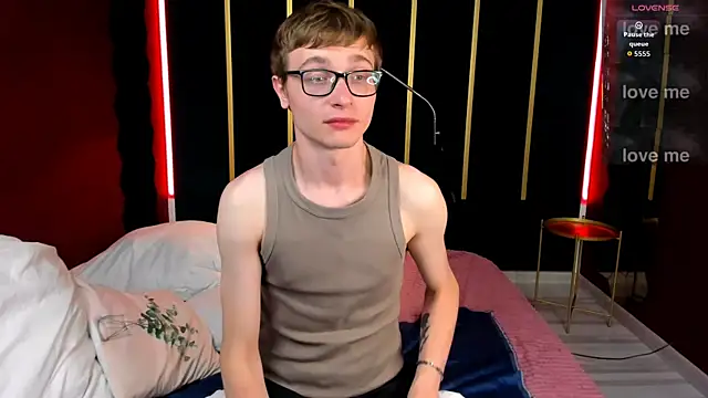 Emmit_Barker webcam
