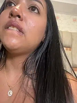 nicole_fisherr live cam on StripChat