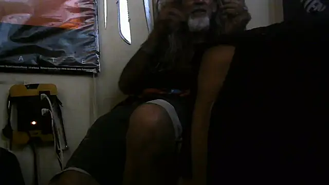 crassanova live cam on StripChat