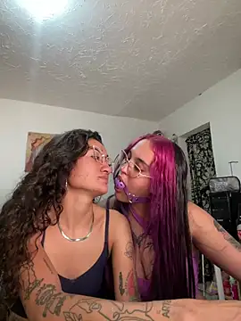SamandOcean live cam on StripChat