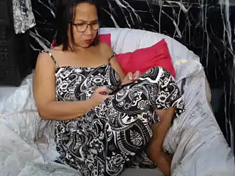 asiandolly4u69 (F mature) - pussy  play    strip dance