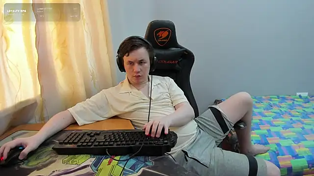 iliaskrislove live cam on StripChat