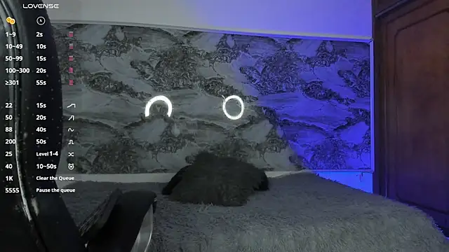 miss_alice_jones webcam