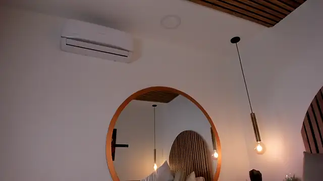 KenyaCopper live cam on StripChat