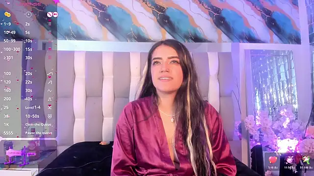 isadiiaz (F young) - Play With My Pussy 🤭💦