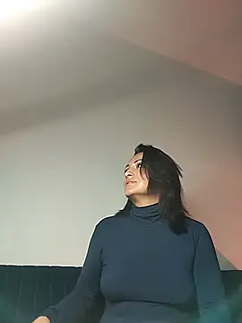 evazul live cam on StripChat