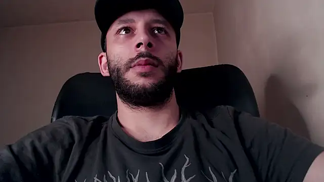 henryaxe live cam on StripChat