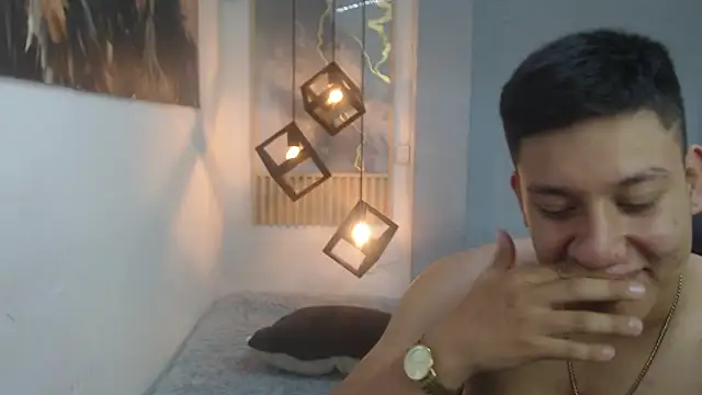 dominantboy4 (M twink) - cum show