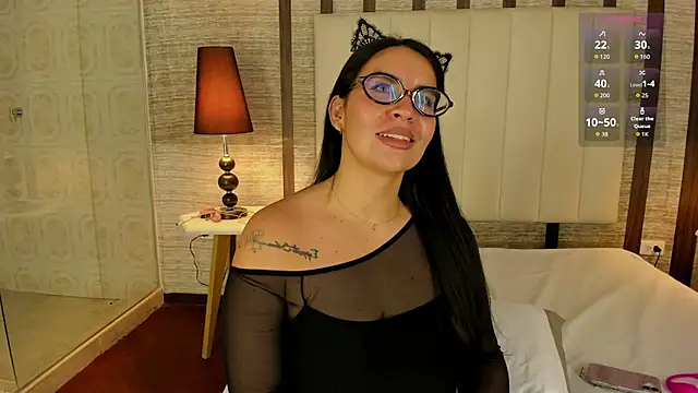 Hannah_Cross webcam