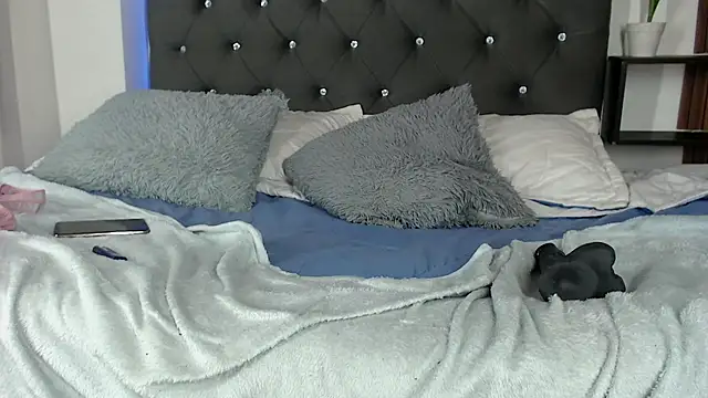 emma_cut3_'s room