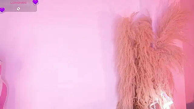 CristineRainn_ live cam on StripChat