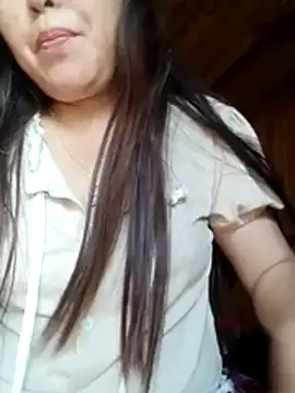 Tina-i live cam on StripChat