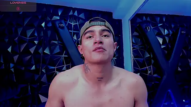 LiamDeeps webcam
