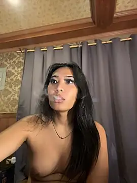 hugecock_tamira webcam