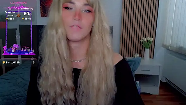 HelenSpellman webcam