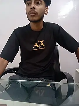 ArckedlinerTempt live sex cam