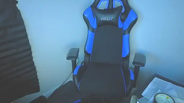 JimmyJerksYa webcam