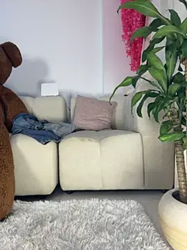 MelodyRey__ webcam