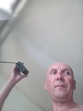 Blacklabel82 webcam