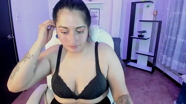 DevaFaluan_ webcam