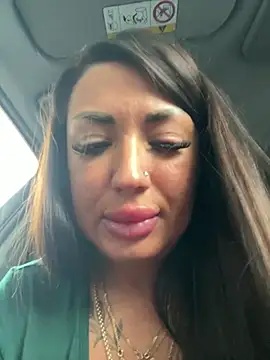 RuslanaXX webcam