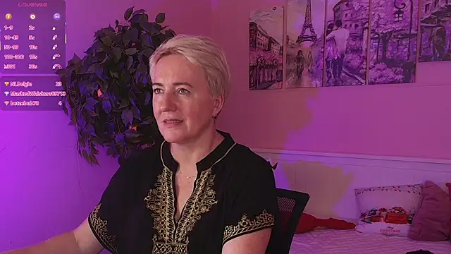 Nika_Smit webcam