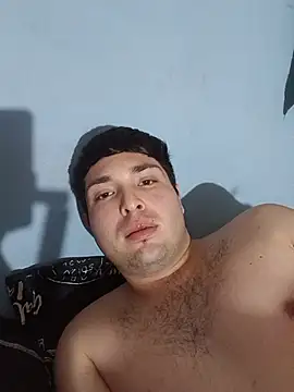 KEVINN022 webcam