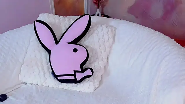 Awww_Ella webcam
