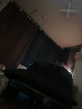 Your_dreambabe webcam