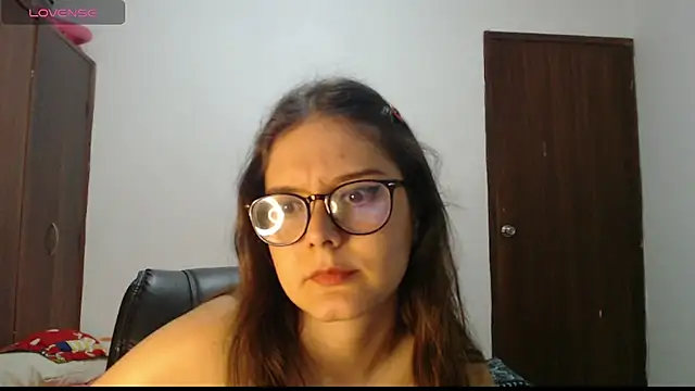 MadieeLorez webcam