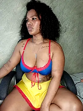 tanisha__lux webcam