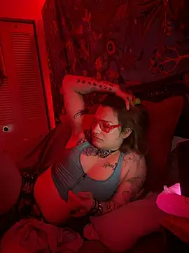 UrHellBri-L's room