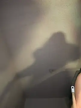 cami_ortiz__ webcam