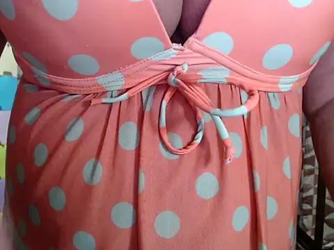PregnantHavingTwins webcam