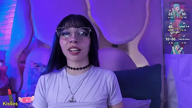 naniisisy - NaniiSisy's free webcam - UK Sex Cams