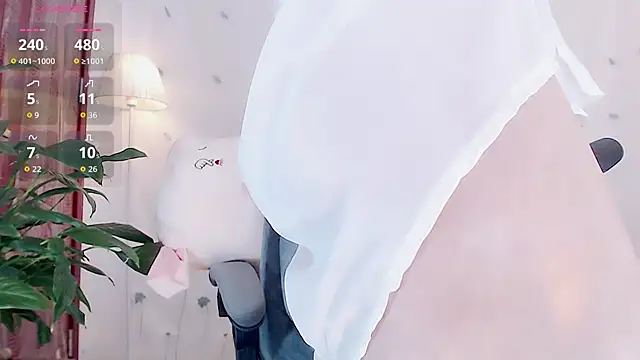 yaoyao-baby520 live webcam show