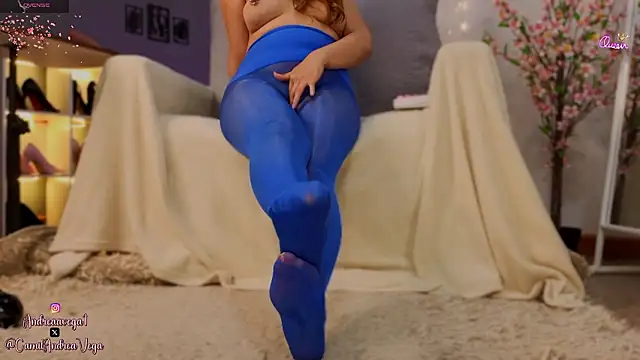 CamilaVega1 webcam